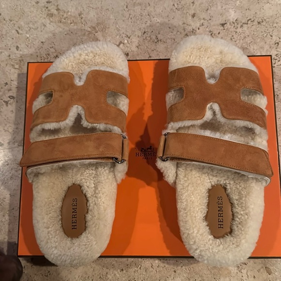 Tan Shearling Women's Slippers